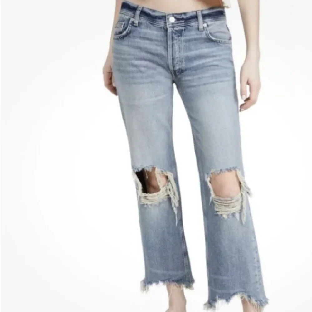 FREE PEOPLE Distressed Maggie Straight Jeans 26 Cropped Light Stone Fray Rip